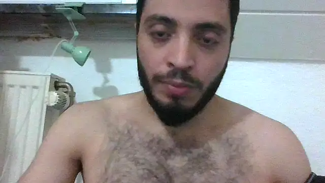 SoftAmjad élő XXX-chatje