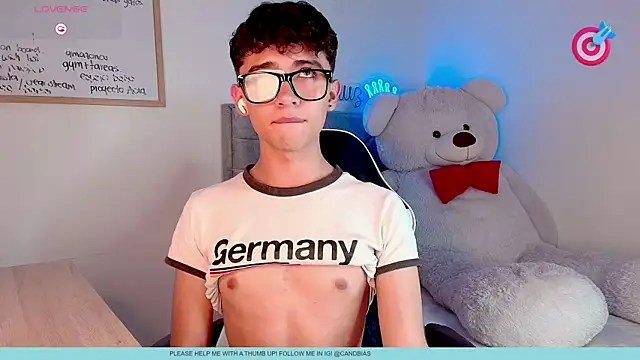 Онлайн чат XXX niico_prince