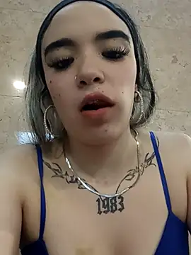 Meivis____ Adlı Modelin Canlı XXX Sohbeti