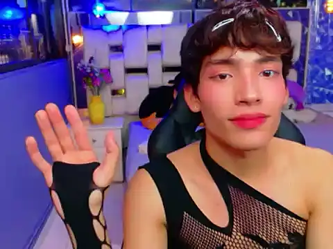 IsaacNovaa's Webcam Show