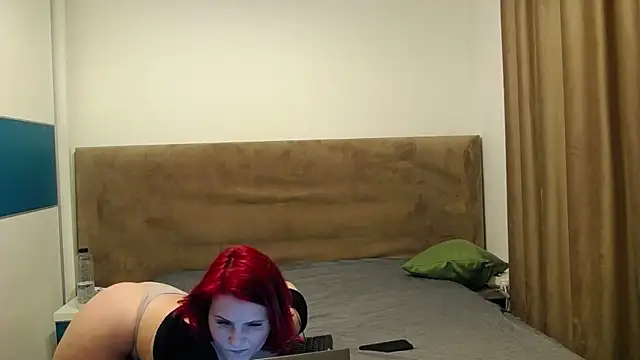 Вебкам-шоу PeacheyxCream