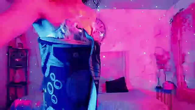 Chatroom XXX en direct de maria_camilacms