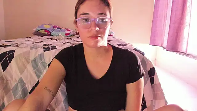 atenas_05_ – Live XXX-chat