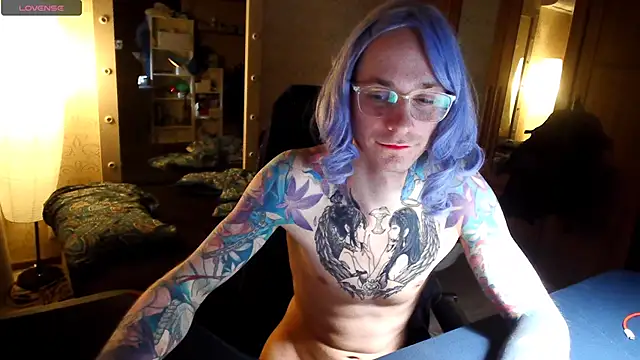 Chatroom XXX en direct de Julia_dolls