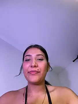 Chat XXX ao vivo de IsabellaJoness_