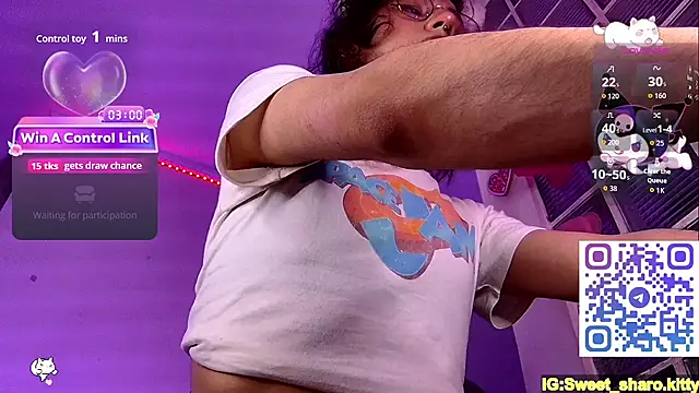 Chatroom XXX en direct de Sweet-SharoKitty