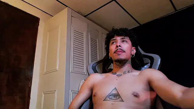 D3v1L88 现场XXX聊天