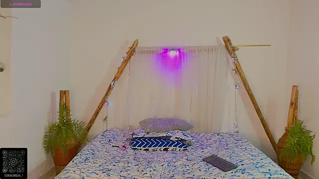 โชว์เว็บแคมของ marianafoxx_