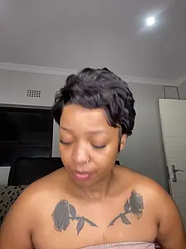 Chat XXX ao vivo de LoveBustyX