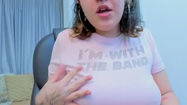 Niaa_Stark Chat XXX live