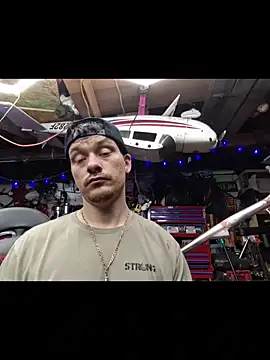 Chat +18 de twistafatpipe ao vivo