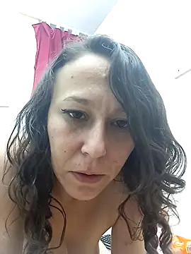 Annie_rouses Chat XXX live