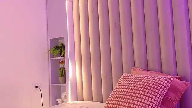 eva_daemon live XXX chat