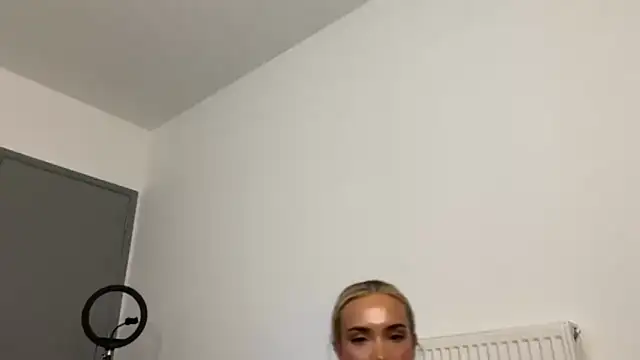 Naughtyblondex – Live XXX-chat