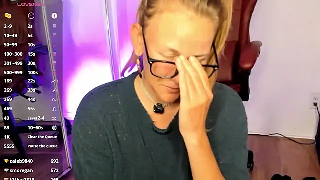 jasminedaze888: онлайн-секс-чат