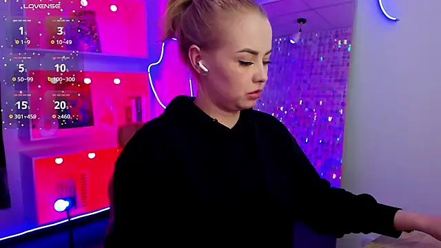 دردشة StephanieSweety الجنسية المباشرة