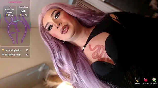 mslilly_croft webcam show