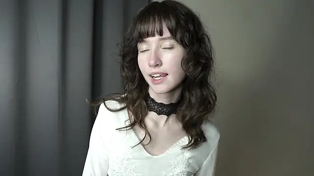 XXX chat uživo modela DellaLeck