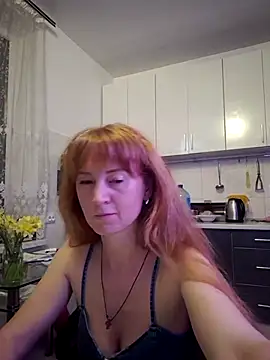 LanaBananaa_ Adlı Modelin Canlı XXX Sohbeti