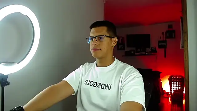 XXX chat uživo modela _John_Boy_