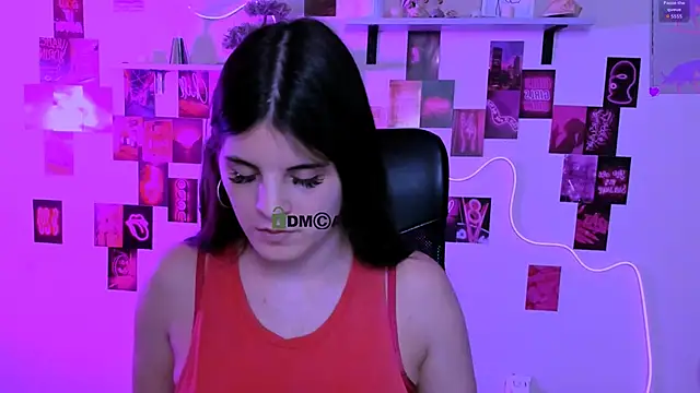 lizzie_boom_'s Live XXX Chat