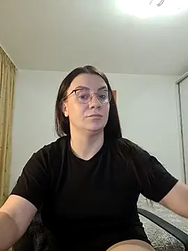 ElaraMystx Webcam show