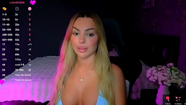 XXX chat uživo modela Ayla__Demir