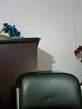 Jessica-03 Show Webcam