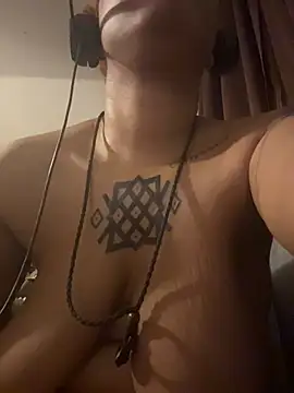 nickytheehawtie live XXX chat