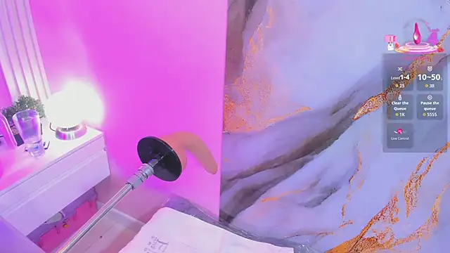 Ary__cherry élő XXX-chatje