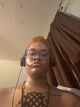 nickytheehawtie Chat XXX live