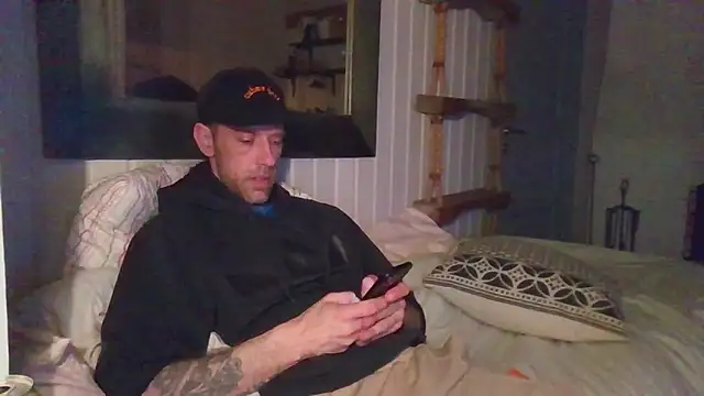 Stock-Holmes Webcam Show