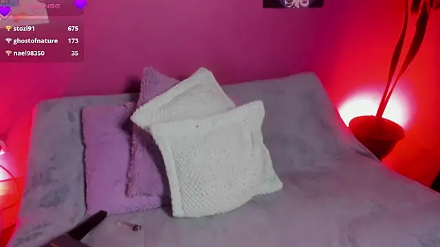 Cata_green's Live XXX Chat