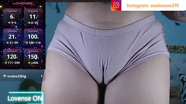 ana_studio élő XXX-chatje