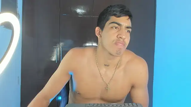 Chat XXX Live Milo_LatinBoy