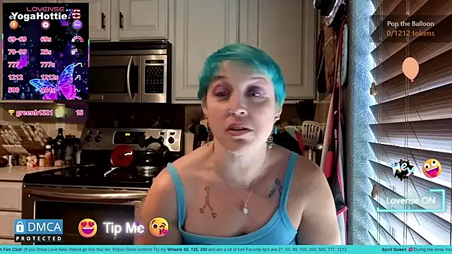 YogaHottie76's Live XXX Chat