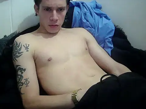 crixus11111 – Naživo XXX chat