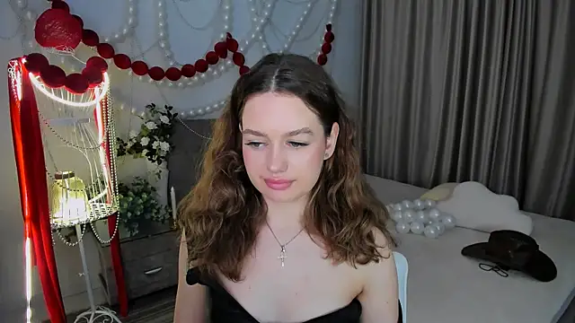 MiracleCurly Chat XXX in diretta