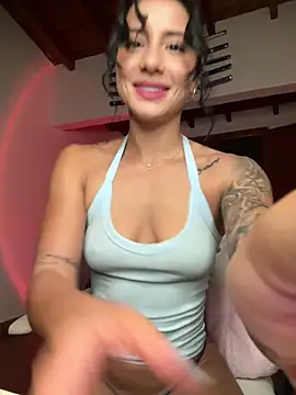 Ale_Lewis Pertunjukan Webcam