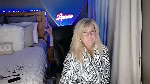 Lenaxox Live XXX-chat