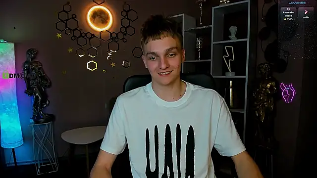 Вебкам-шоу john_lik