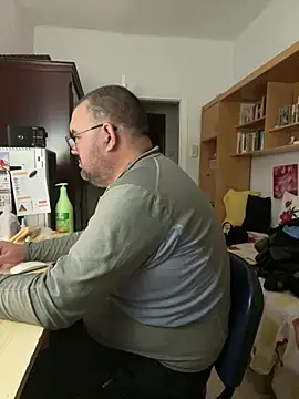 Deltaalex 即時 XXX 聊天