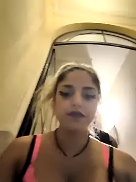 Misshine_32's Webcam Show