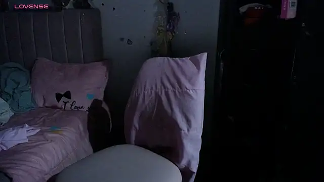 kattybbwbigboobs_ – Naživo XXX chat