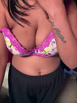 Lucky_Flora Live XXX-Chat