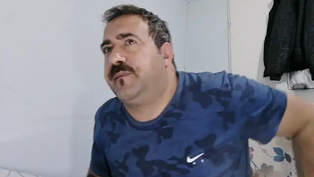 mio_jaks Adlı Modelin Canlı XXX Sohbeti