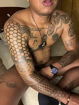 Saipuer31 Live XXX-Chat