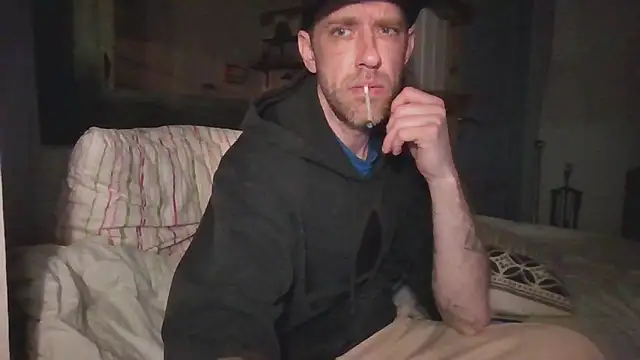 Stock-Holmes Live XXX-Chat