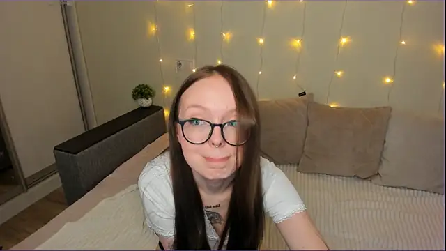 Chatroom XXX en direct de IvyHornyCore