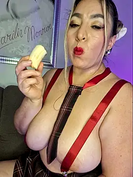 Chatroom XXX en direct de laurabassii